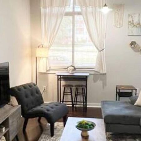 Townhouse In Uptown King Bed-Wi-Fi-Free Parking-Pool Apartman Charlotte Kültér fotó