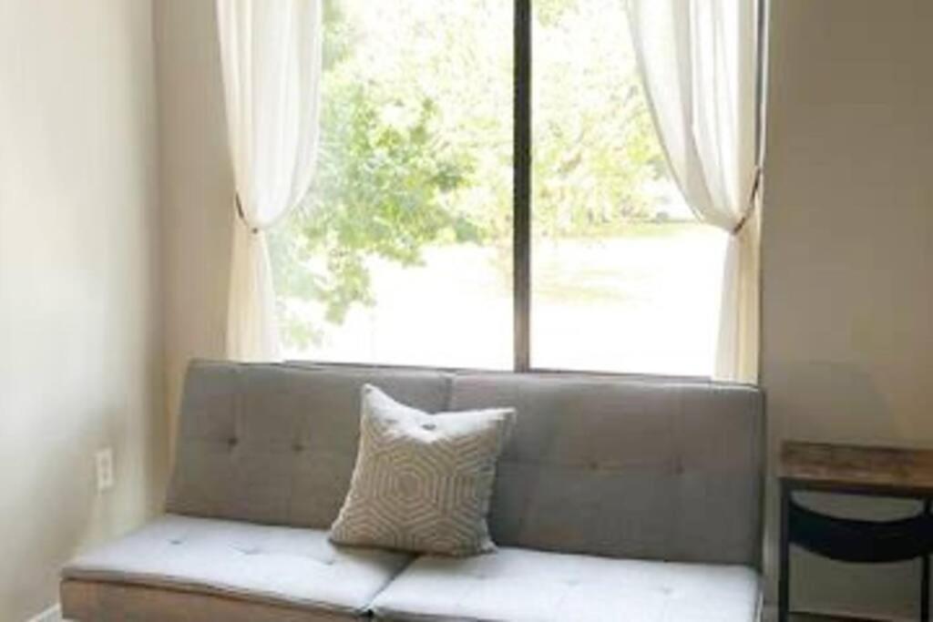 Townhouse In Uptown King Bed-Wi-Fi-Free Parking-Pool Apartman Charlotte Kültér fotó